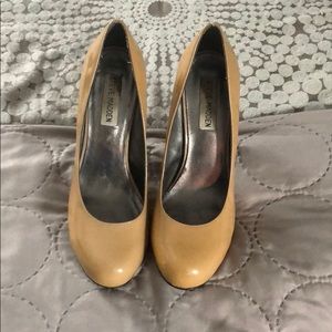 Steve Madden pumps